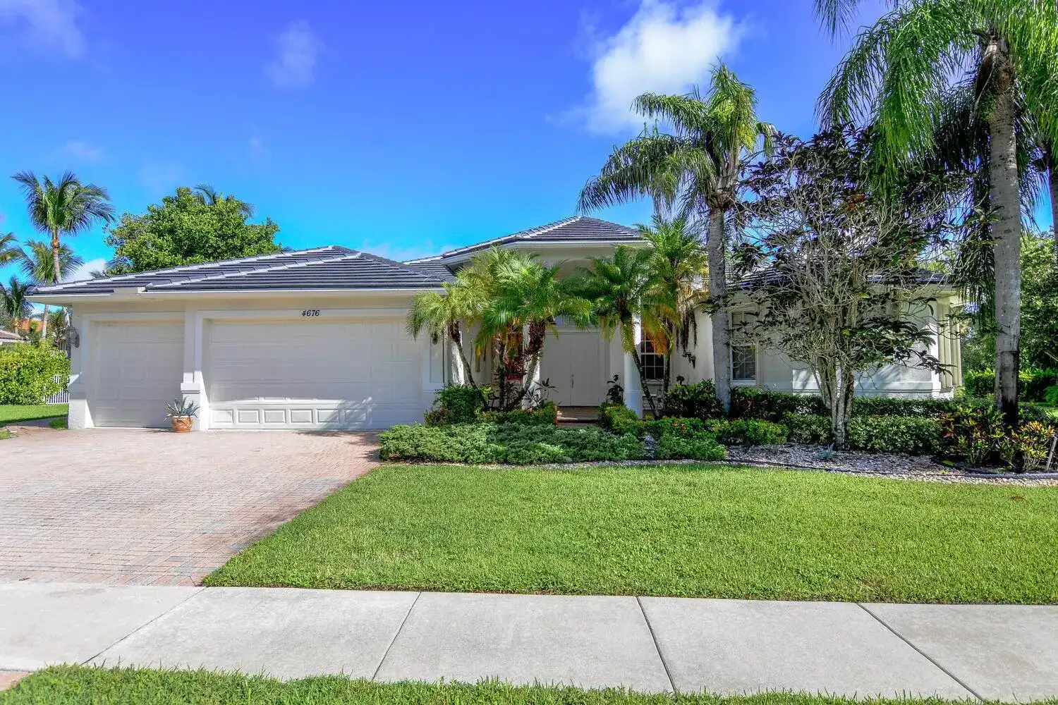 4676 Manderly Drive, Wellington FL 33449