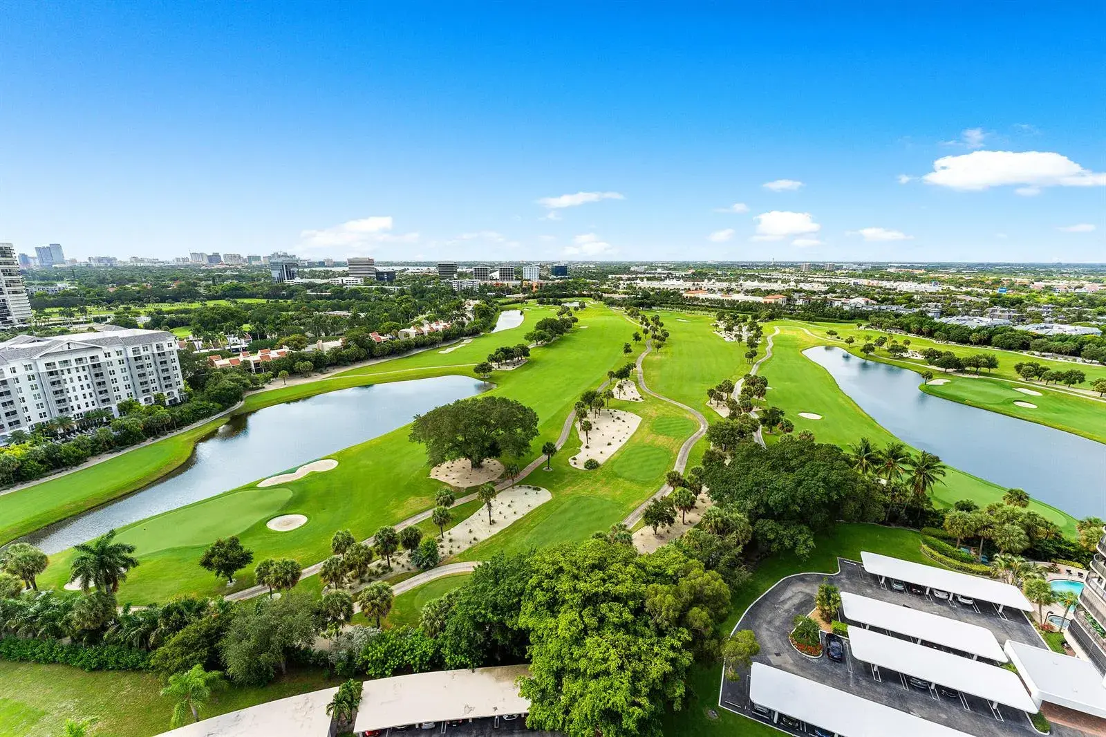 2425 Presidential Way, West Palm Beach FL 33401