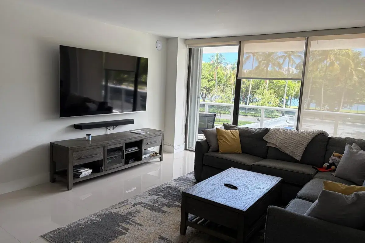 3625 N Country Club Drive # 206, Aventura FL 33180