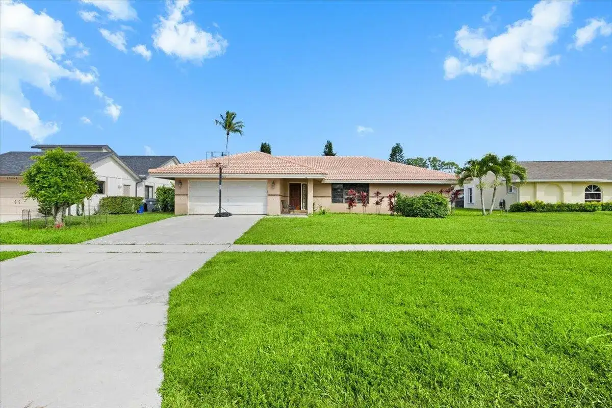 13482 Columbine Avenue, Wellington FL 33414 photo 2