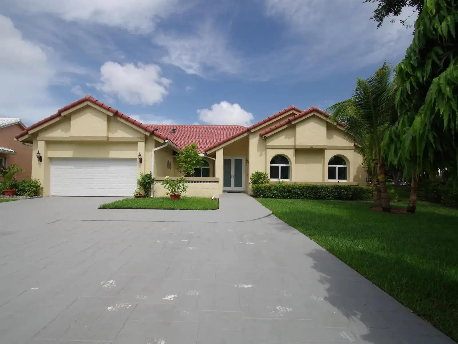 6300 NW 60th Way, Parkland FL 33067