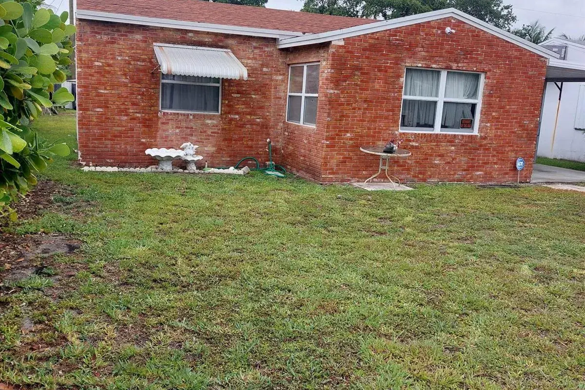 2518 Sherman Street, Hollywood FL 33020