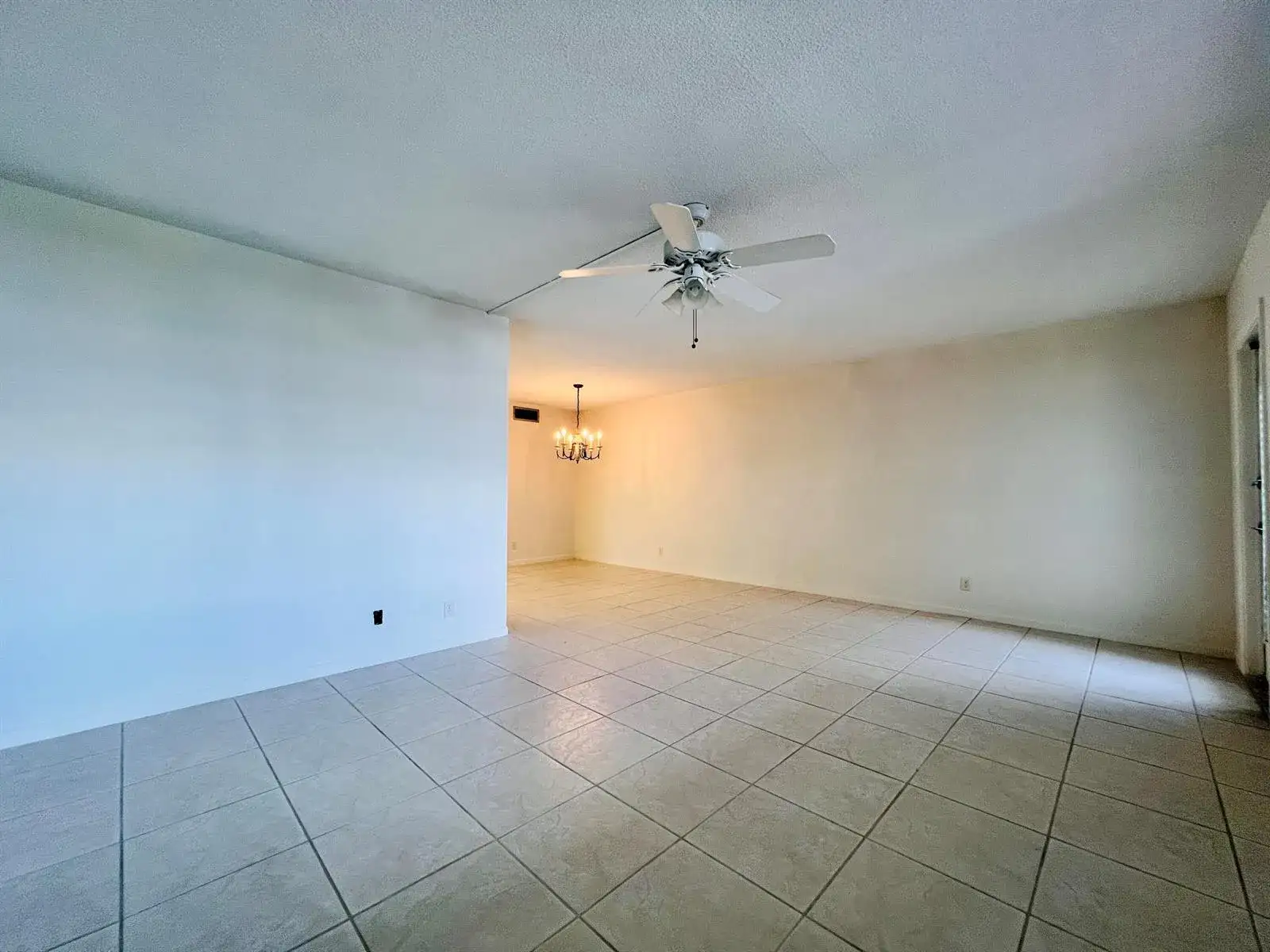 107 Wellington D, West Palm Beach FL 33417 photo 5