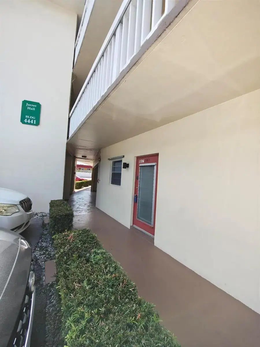 4441 NW 16th Street, Lauderhill FL 33313 photo 2