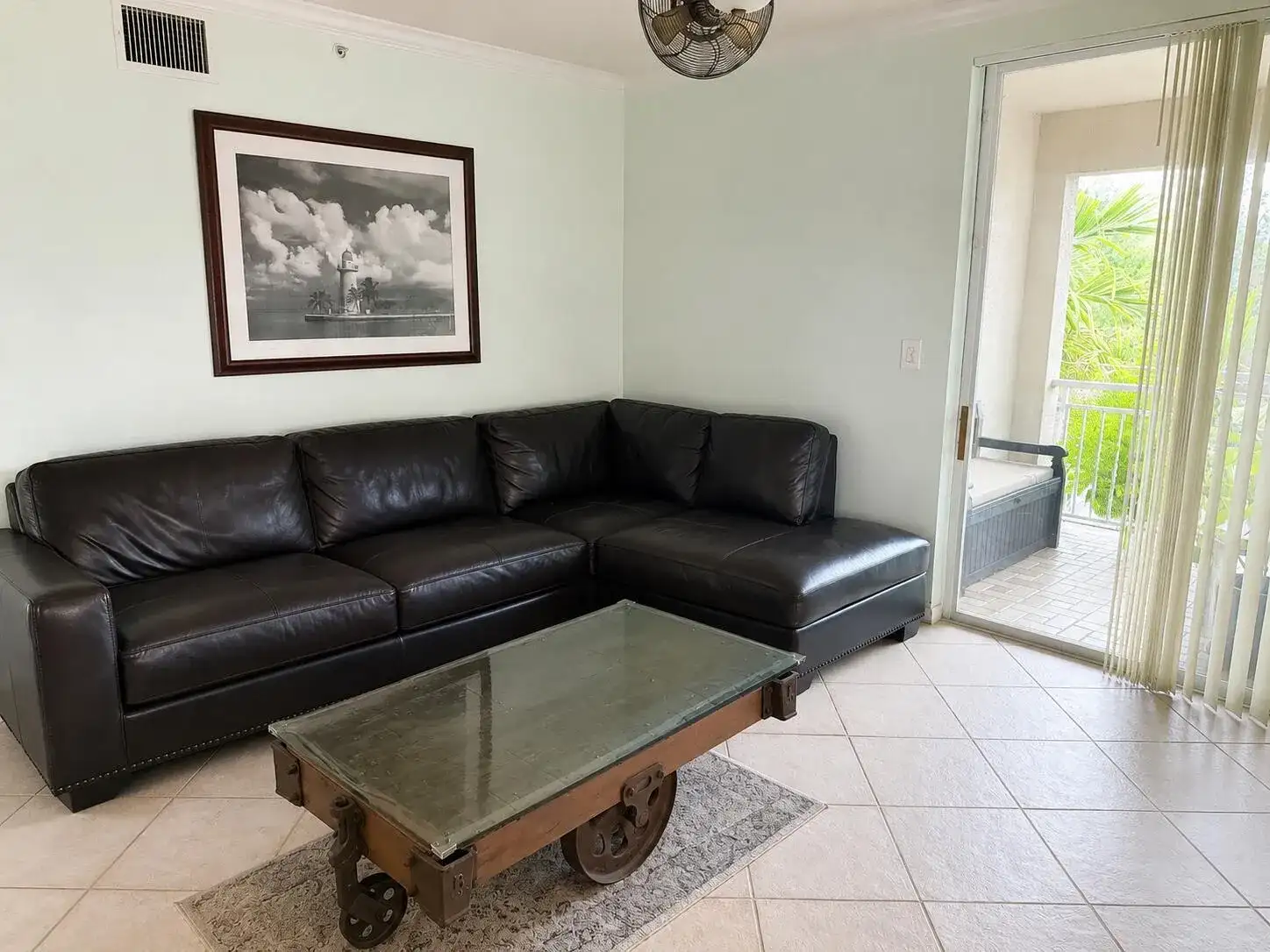 6521 Emerald Dunes Drive, Royal Palm Beach FL 33411 photo 2