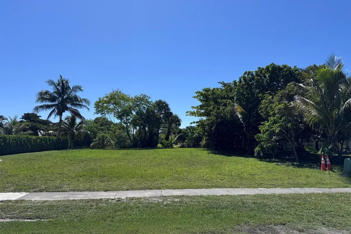 Xxx Starling Avenue, Royal Palm Beach FL 33411