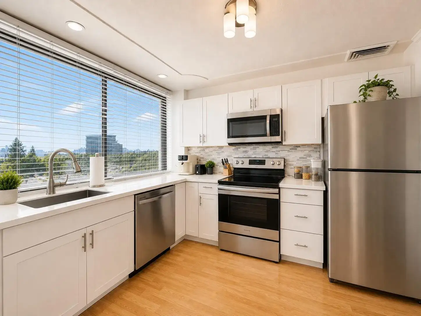 1500 Presidential Way # 704, West Palm Beach FL 33401 photo 4