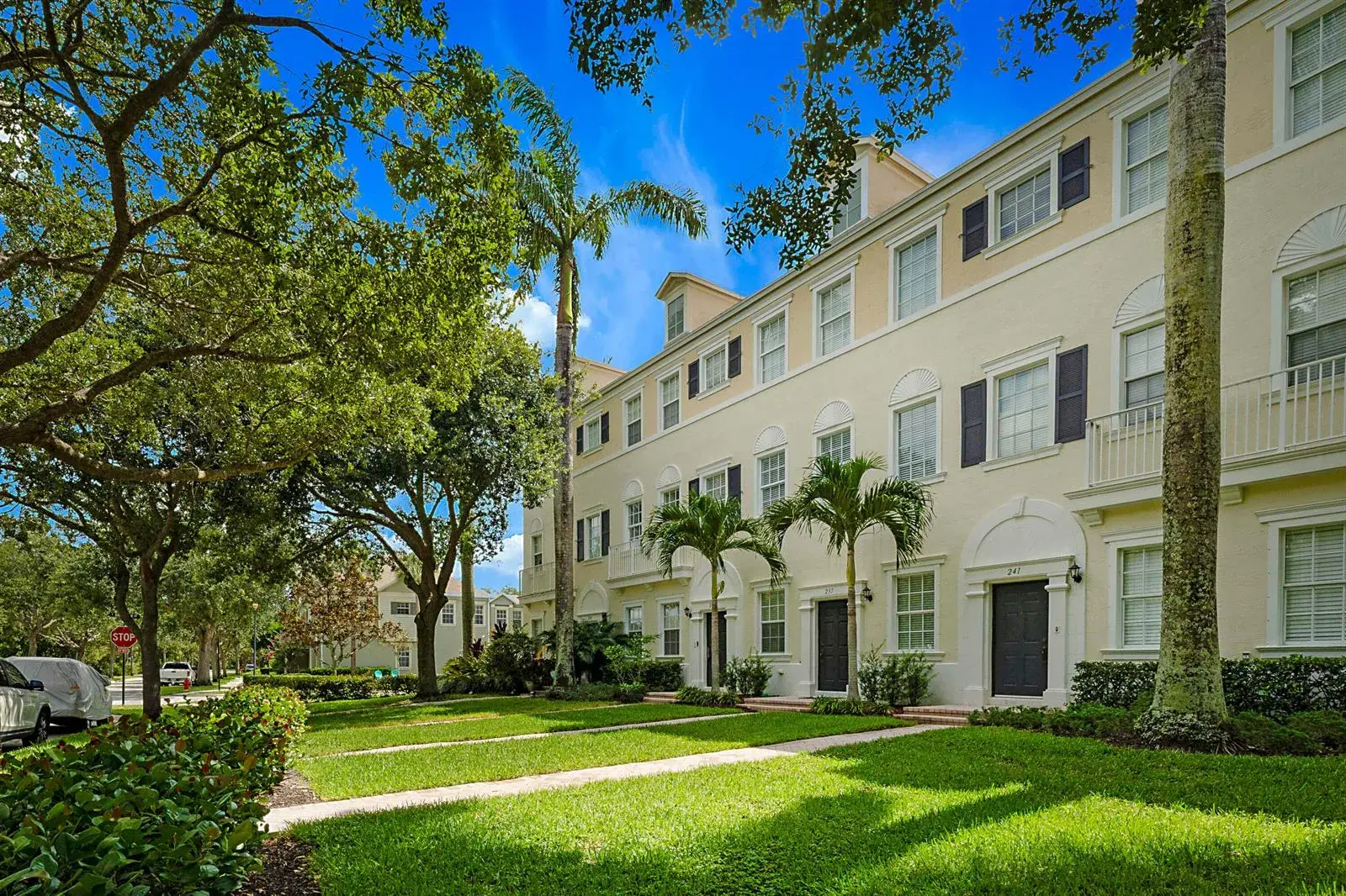241 E Thatch Palm Circle, Jupiter FL 33458