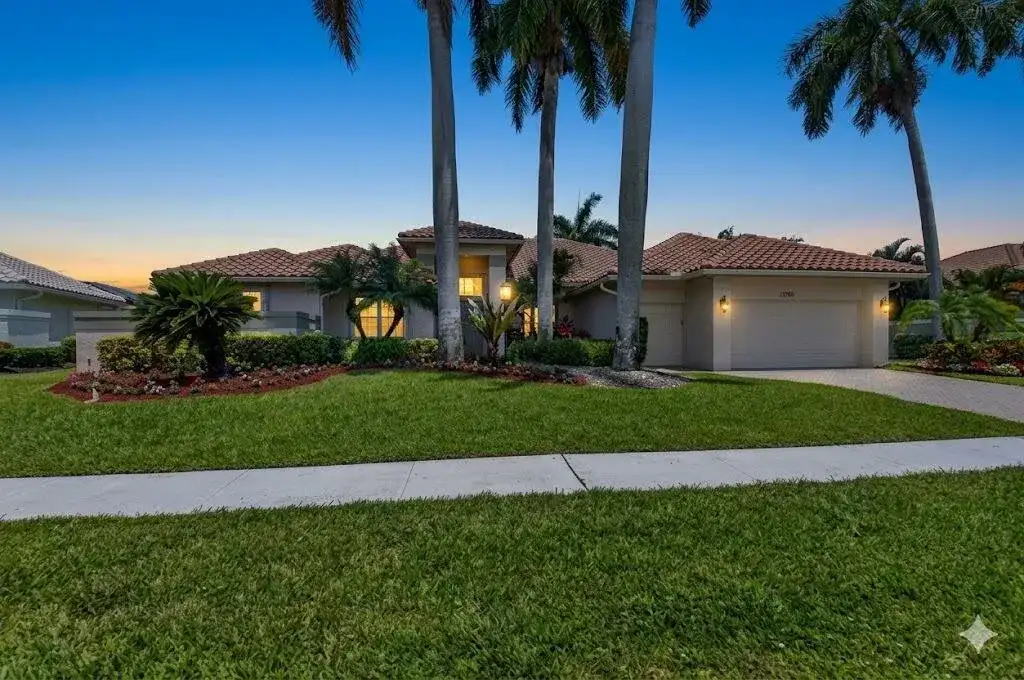 10546 Stonebridge Boulevard, Boca Raton FL 33498 photo 2