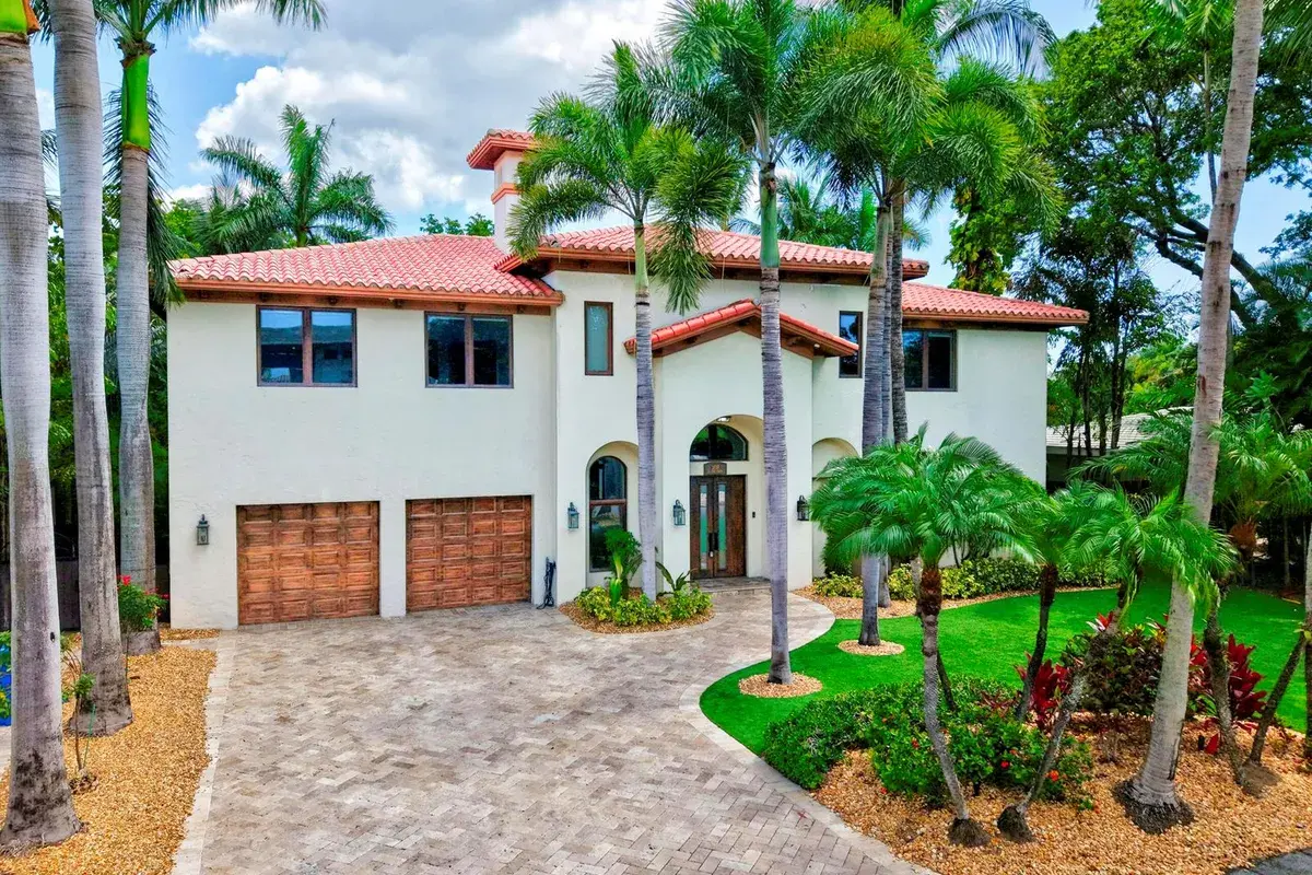 2719 NE 19th Street, Fort Lauderdale FL 33305