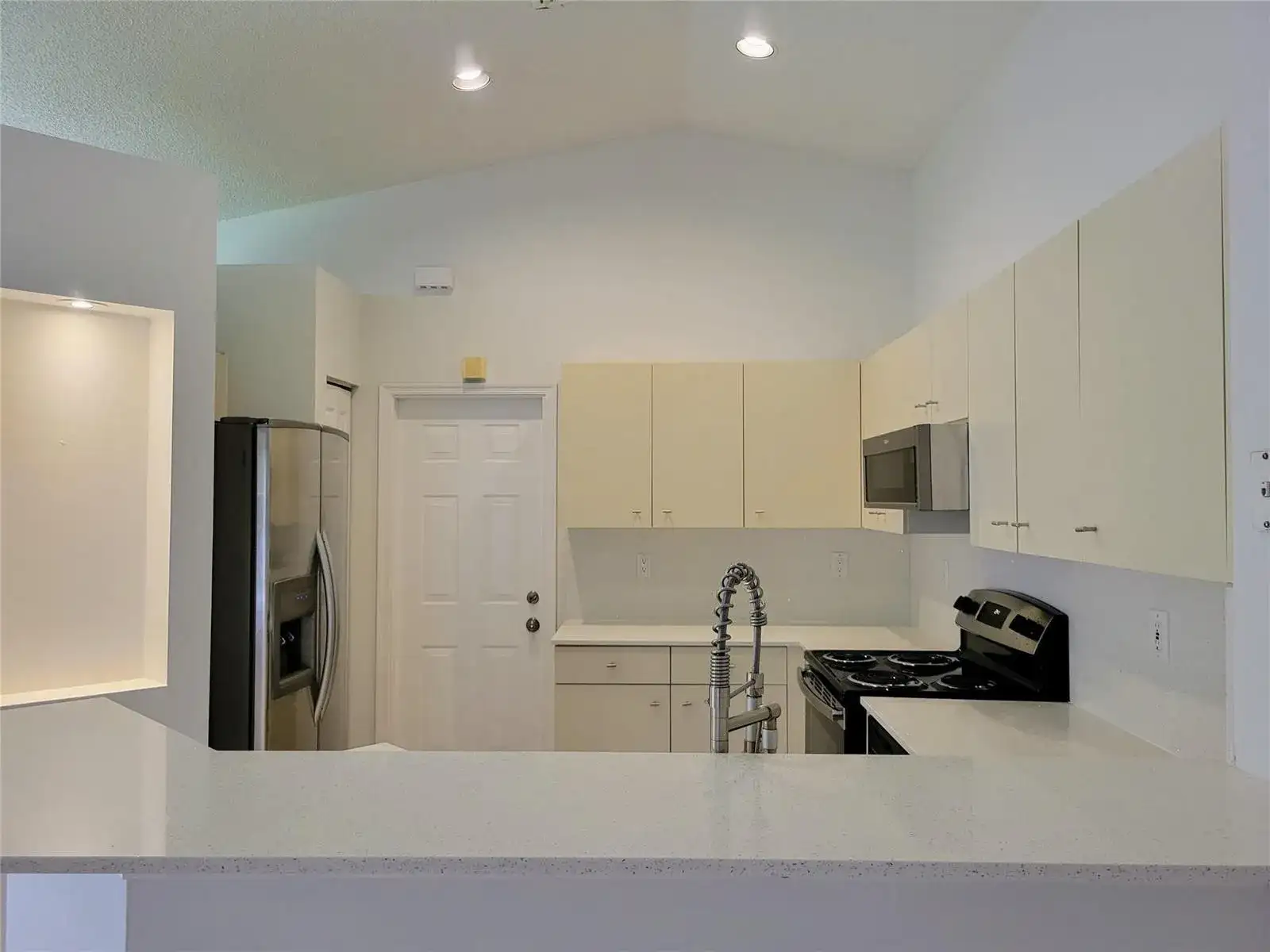 1409 Sabal Trail, Weston FL 33327 photo 4