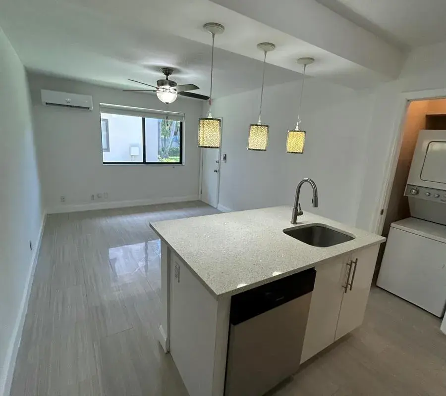 914 NE 15th Avenue # 1, Fort Lauderdale FL 33304