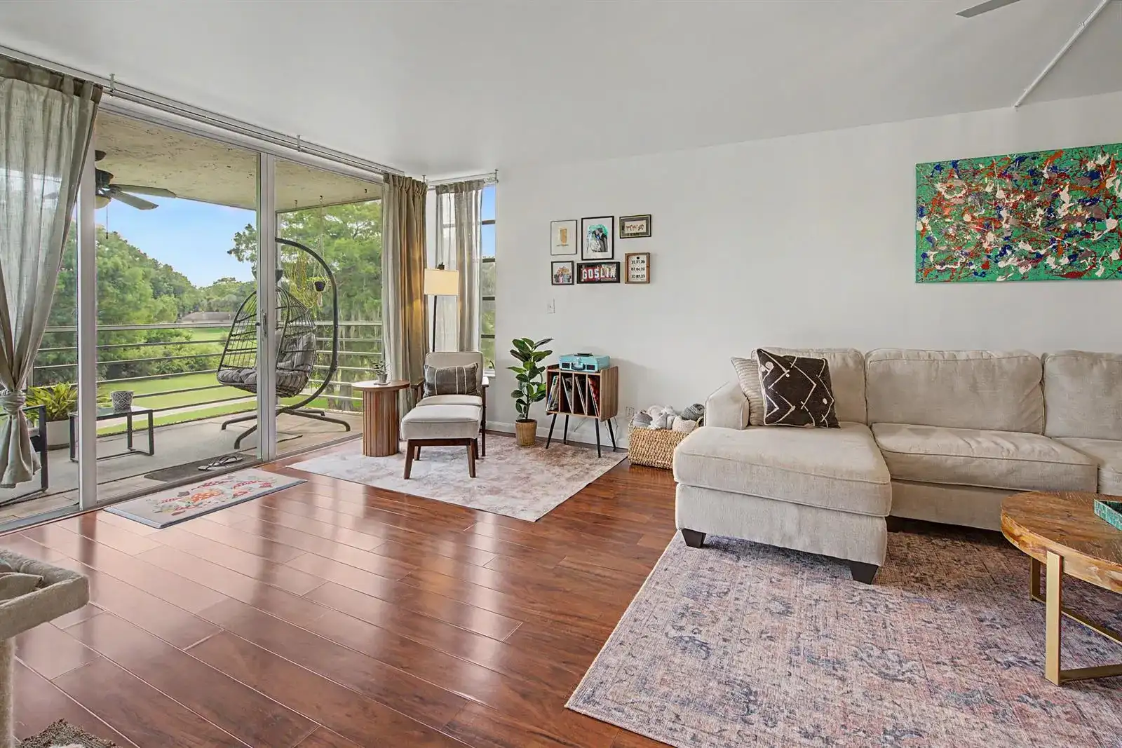 3930 Oaks Clubhouse Drive # 304, Pompano Beach FL 33069 photo 4