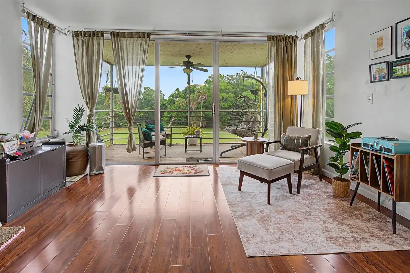 3930 Oaks Clubhouse Drive # 304, Pompano Beach FL 33069 photo 5