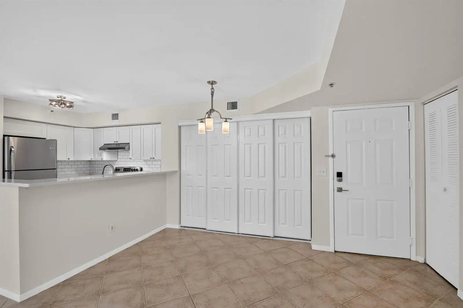107 Yacht Club Way # 208, Hypoluxo FL 33462 photo 3
