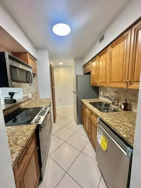 2305 N Congress Avenue # 11, Boynton Beach FL 33426 photo 3