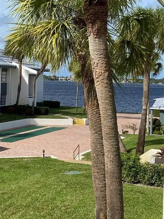 175 SE Saint Lucie Boulevard # C34, Stuart FL 34996