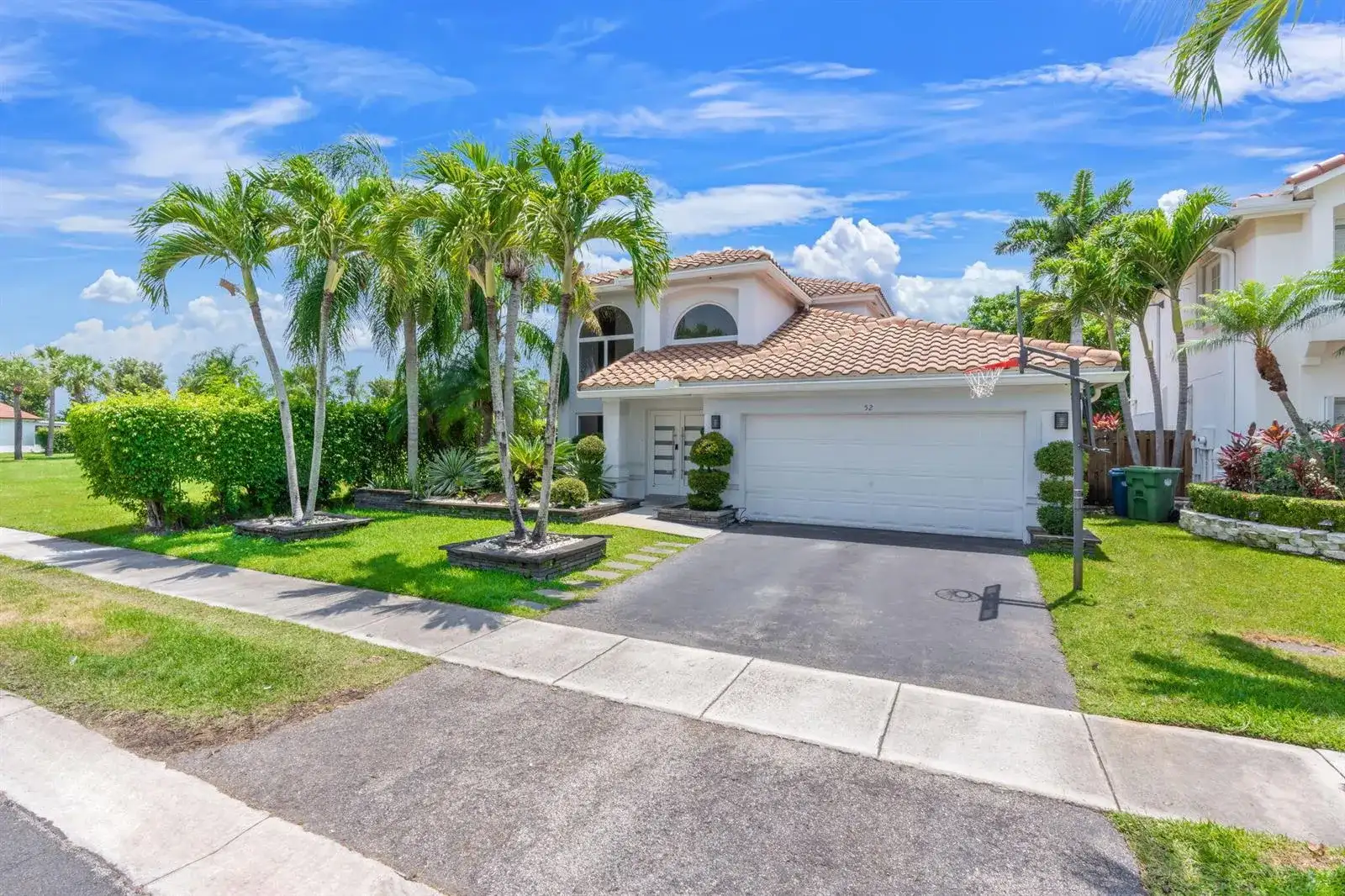 52 Gables Boulevard, Weston FL 33326 photo 3