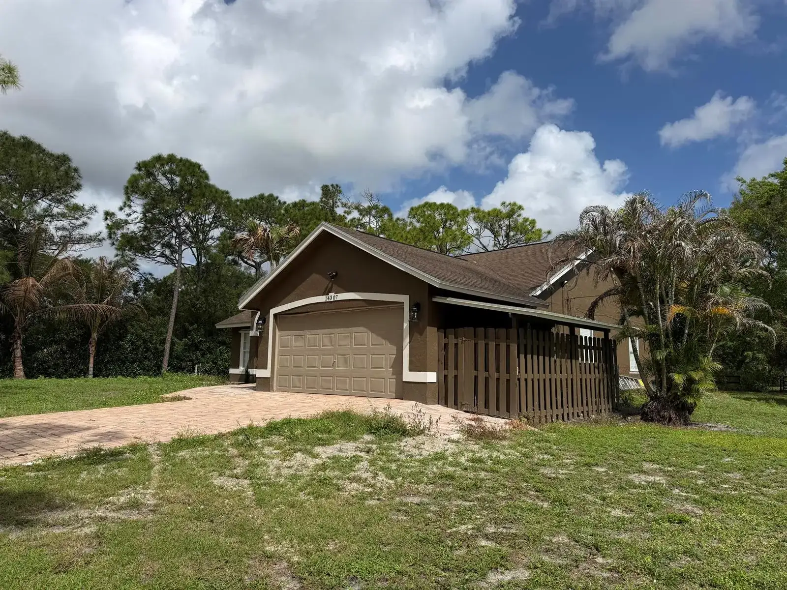 14307 N 80th Lane N, FL 33470 photo 2