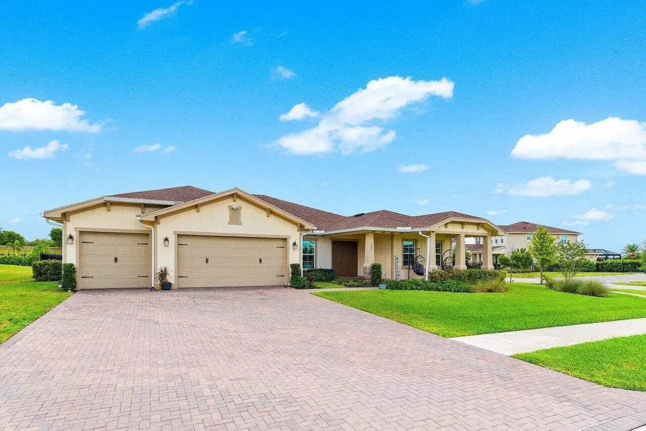 962 Castaway Court, Loxahatchee FL 33470 photo 2