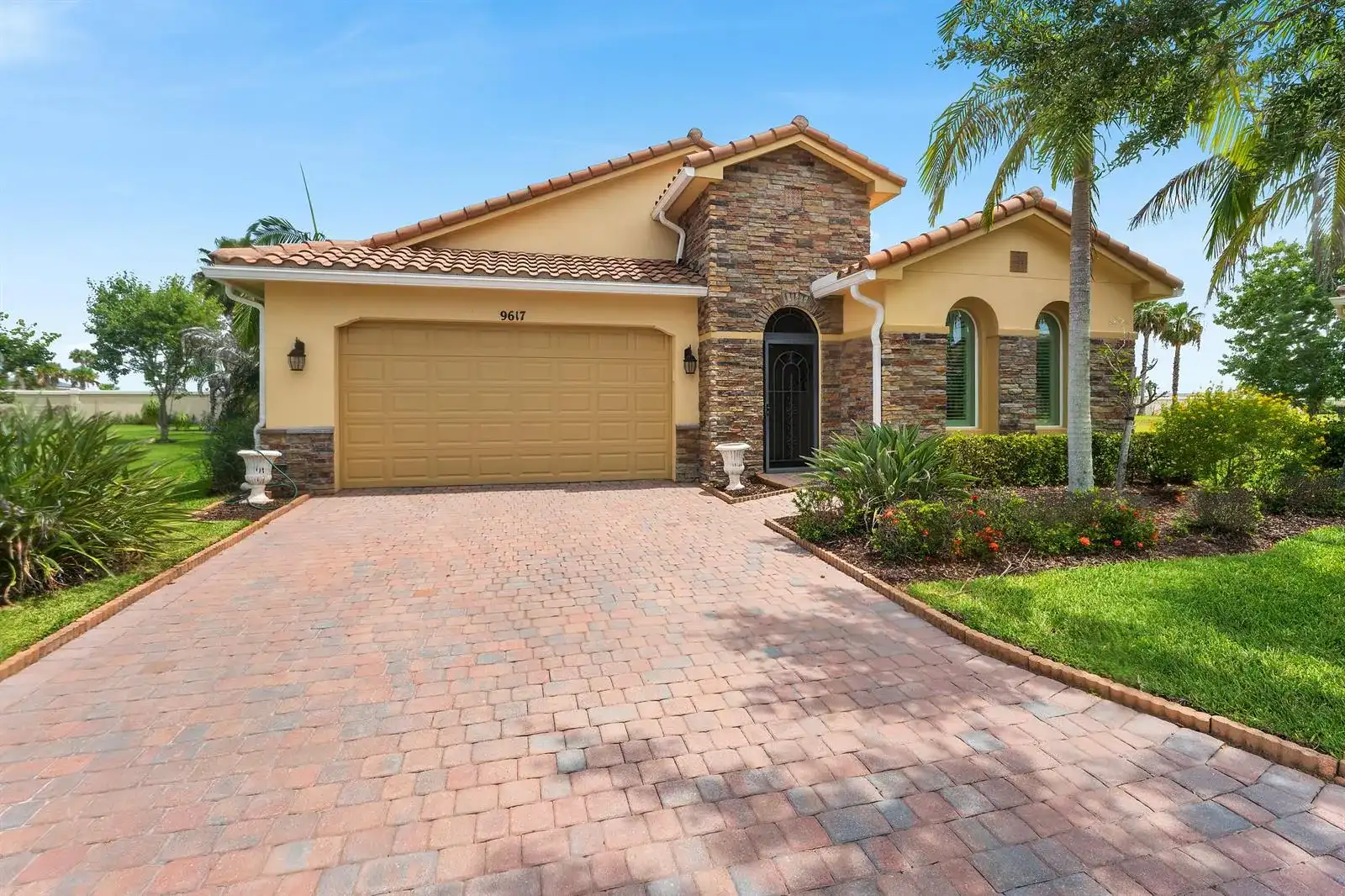 9617 SW Gum Tree Court, Port St. Lucie FL 34987