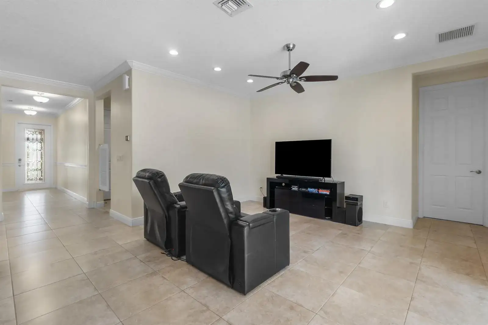 9617 SW Gum Tree Court, Port St. Lucie FL 34987 photo 5
