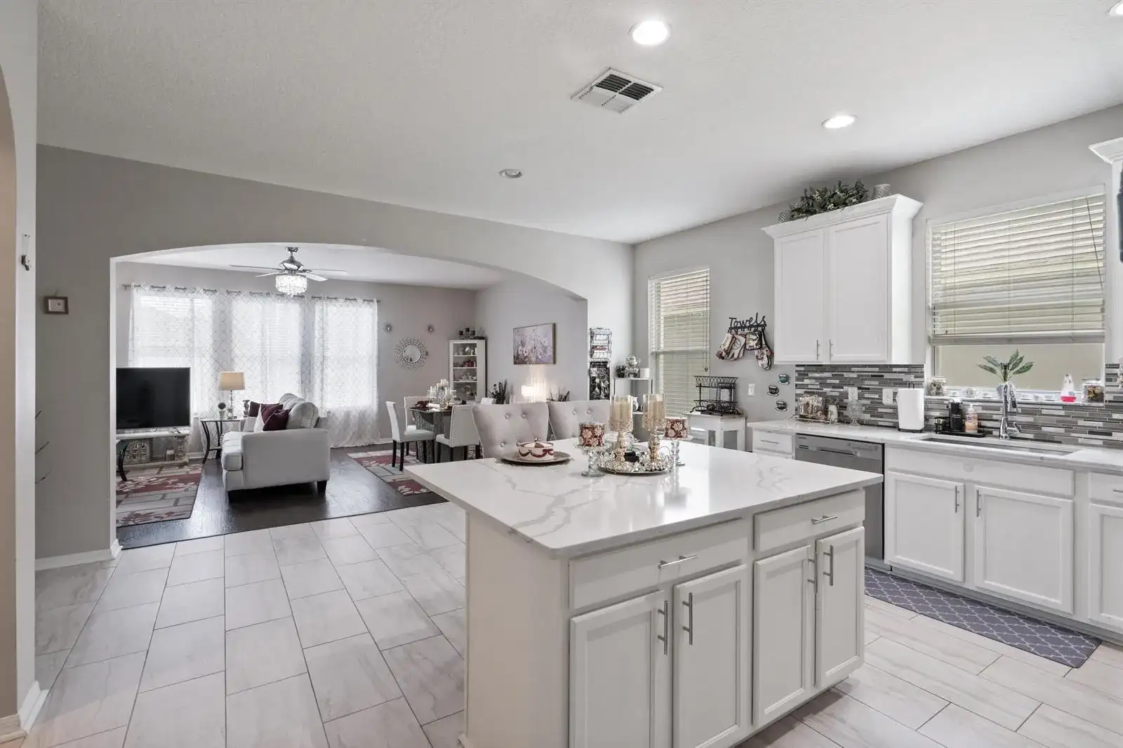 12532 Sawgrass Oak Street, Orlando FL 32824 photo 5