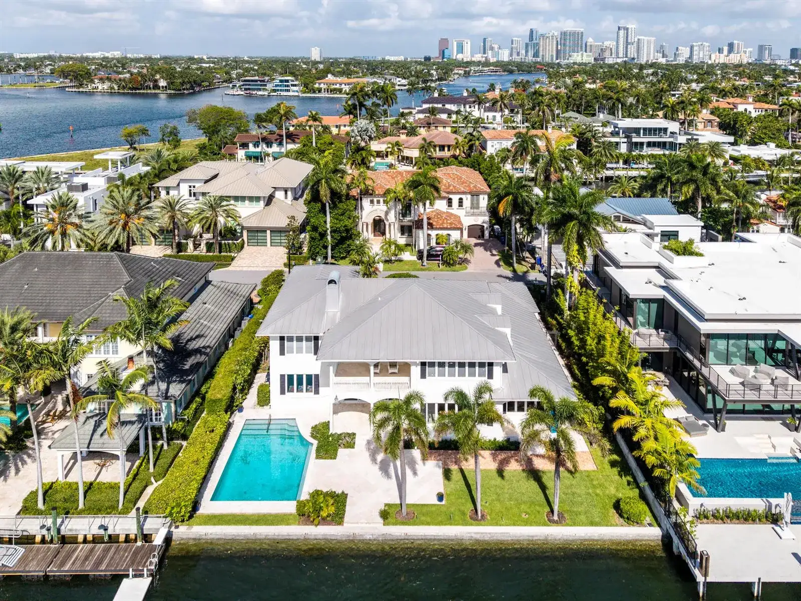 704 Isle Of Palms Drive, Fort Lauderdale FL 33301 photo 4