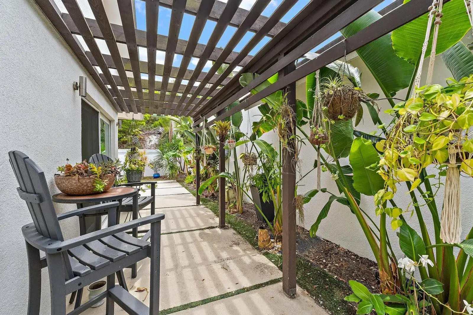 126 Seashore Drive, Jupiter FL 33477 photo 3