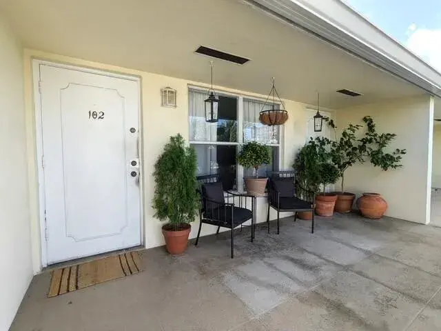 1012 SE 15th Street # 102, Fort Lauderdale FL 33316