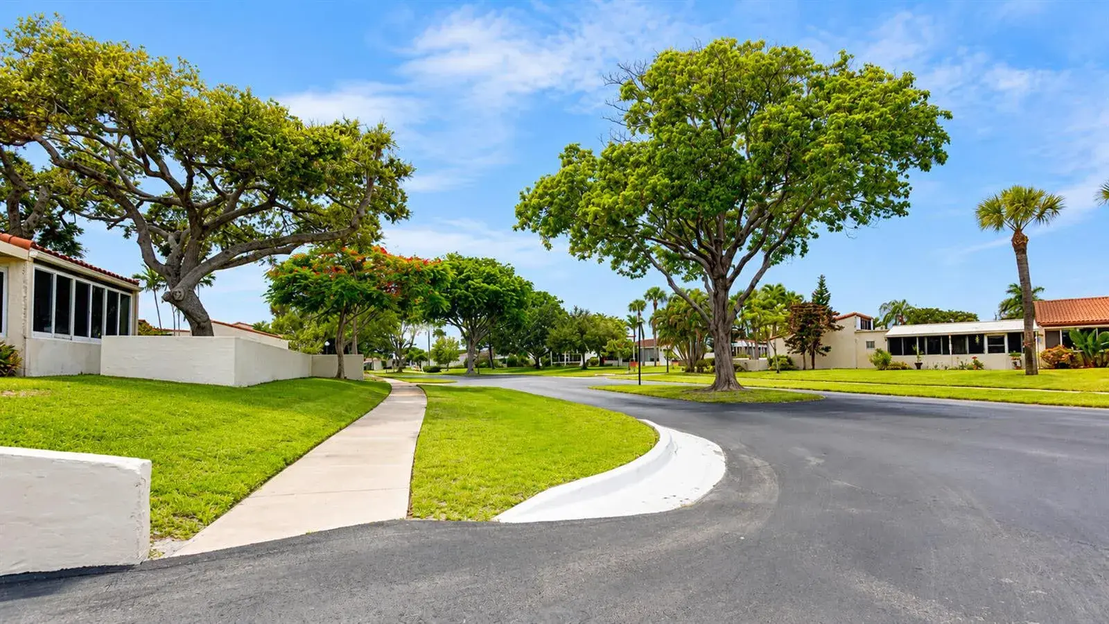 2601 Boundbrook Boulevard # 205, Palm Springs FL 33406
