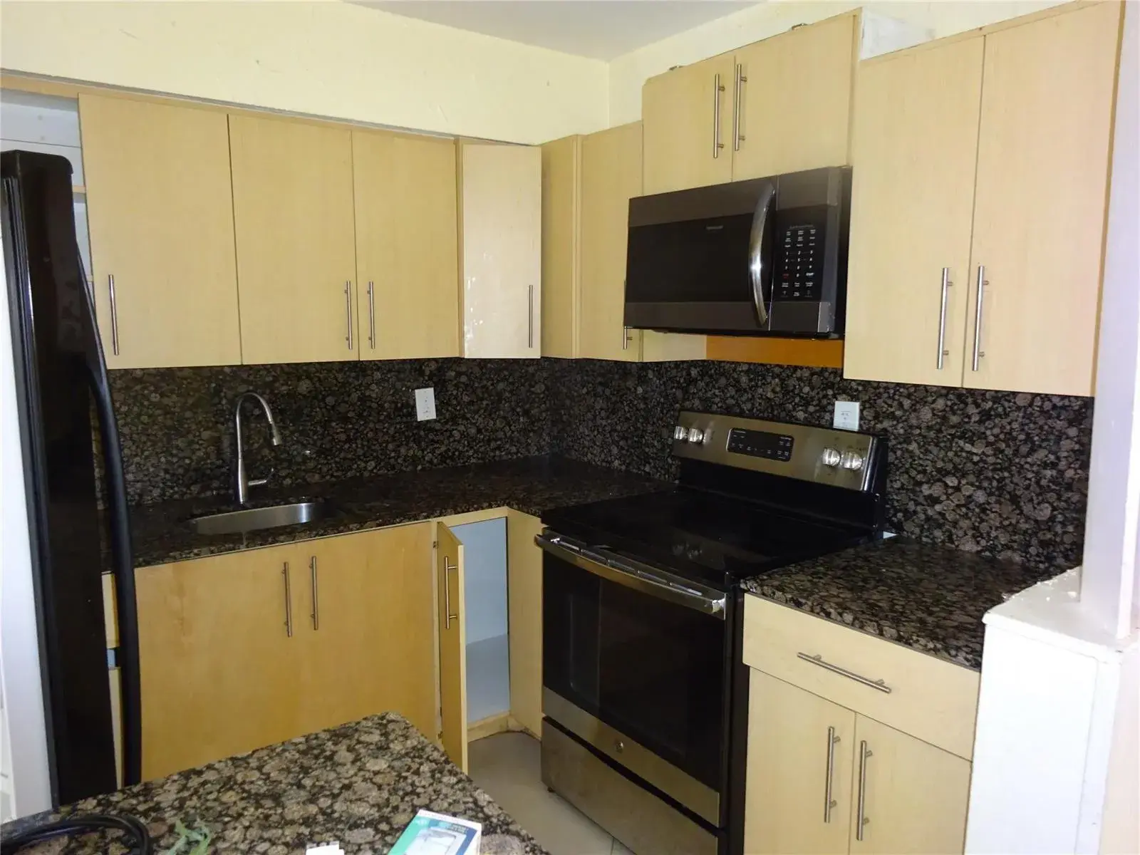 740 E Evanston Circle E, Fort Lauderdale FL 33312
