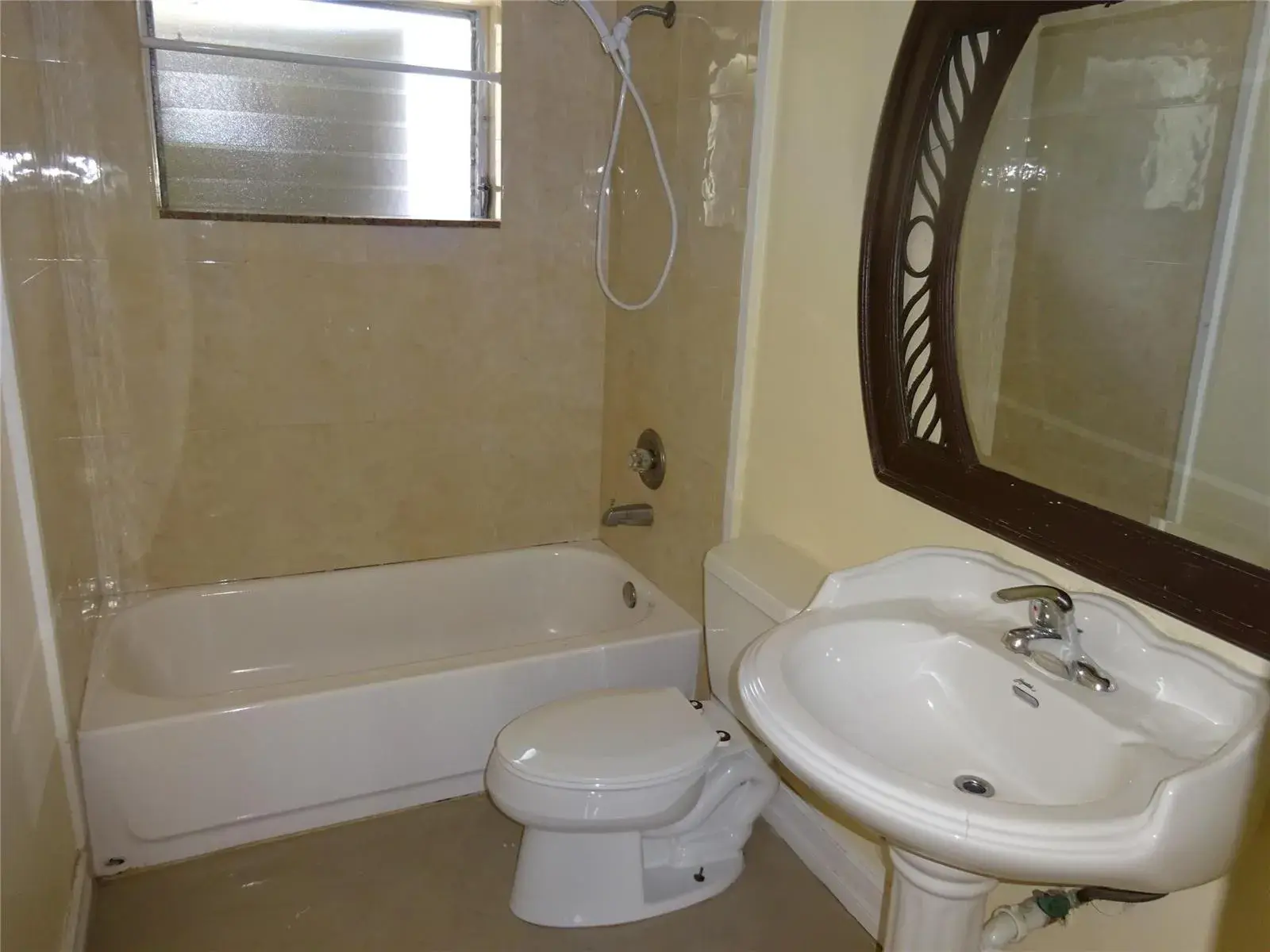 740 E Evanston Circle E, Fort Lauderdale FL 33312