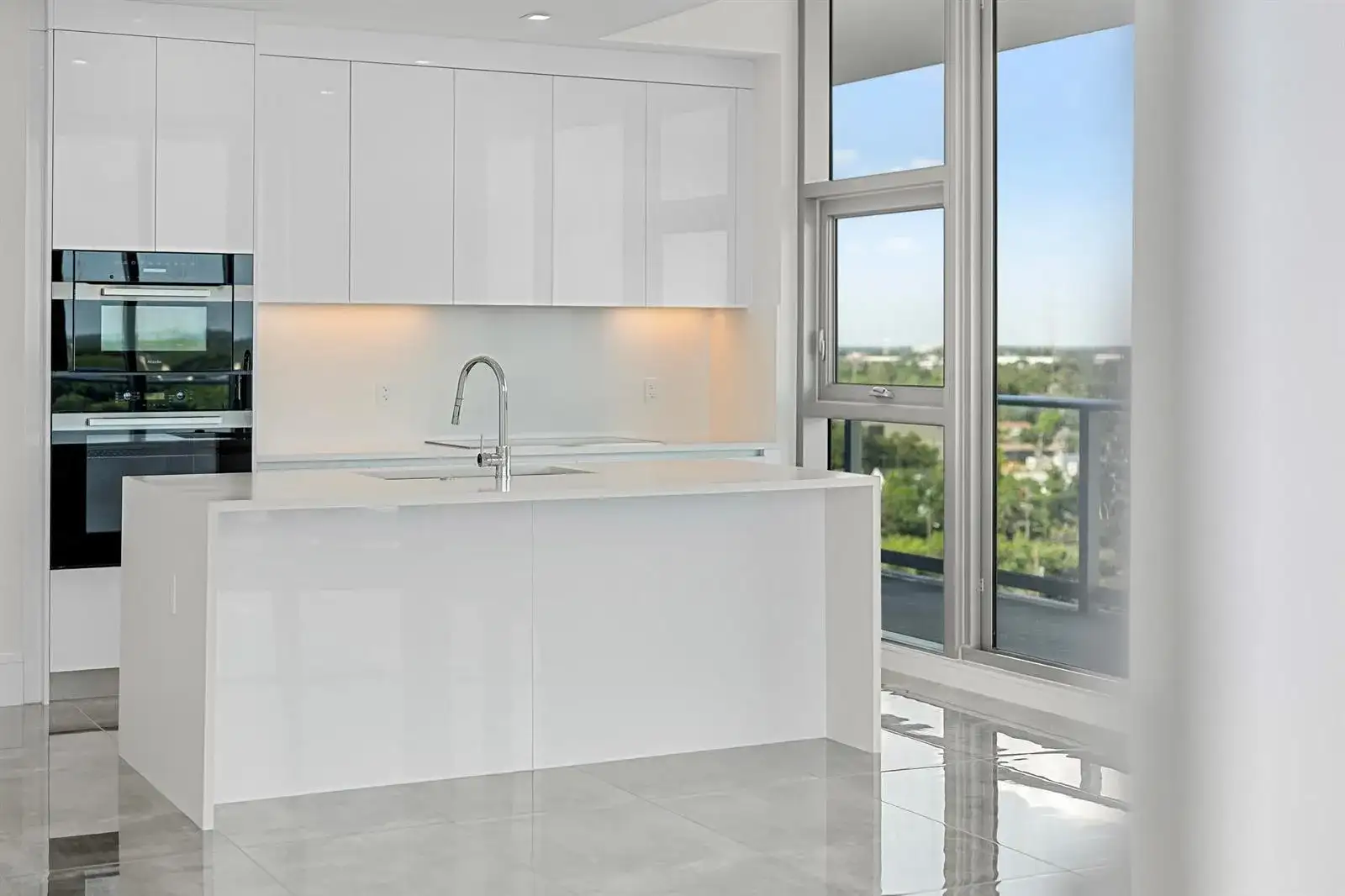 220 Lake Shore Drive # 923, Lake Park FL 33403 photo 2
