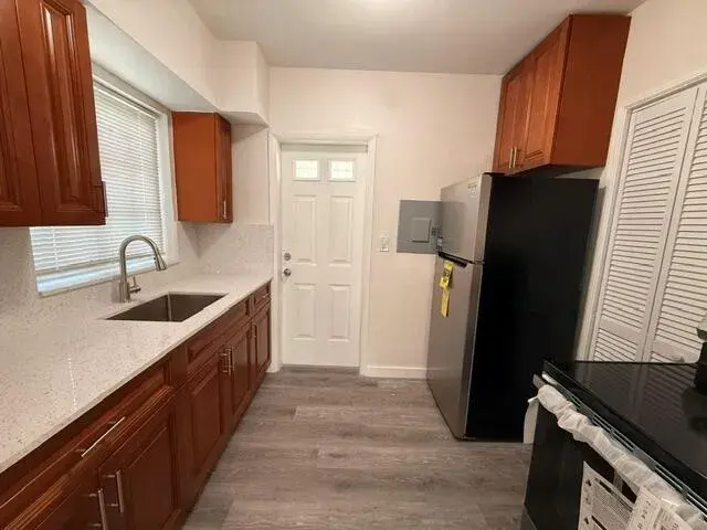 2802 SW 36th Avenue, Miami FL 33133