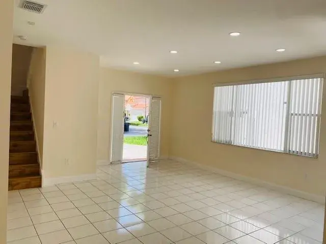 3145 N 37th Avenue, Hollywood FL 33021