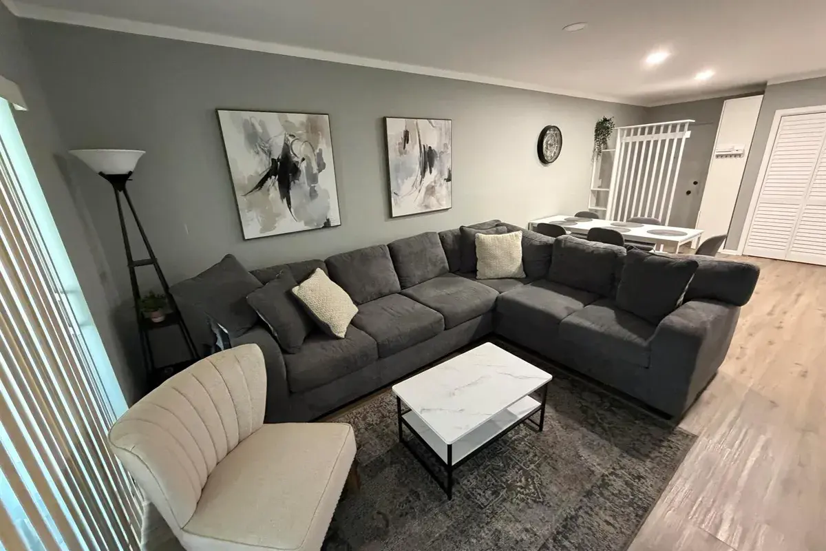 2210 NE 67th Street # 1230, Fort Lauderdale FL 33308