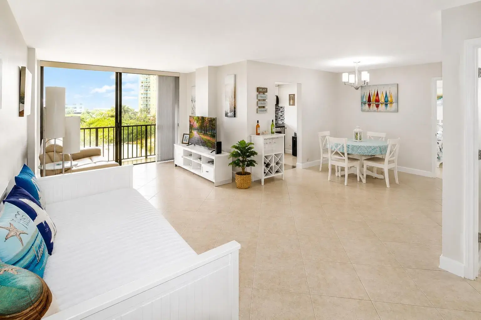 17021 N Bay Road # 816, Sunny Isles Beach FL 33160