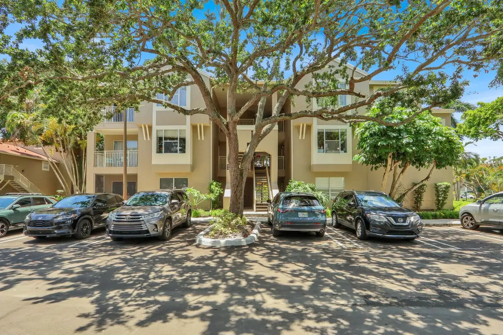 1745 Palm Cove Boulevard # 209, Delray Beach FL 33445 photo 4