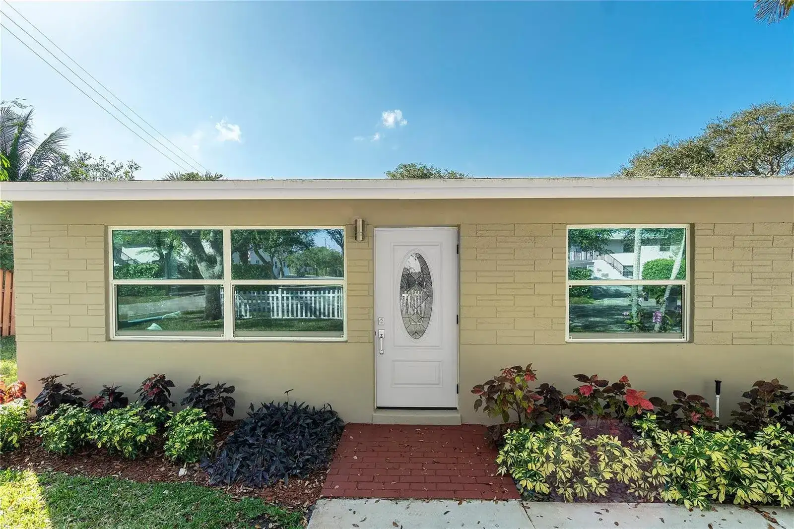 1634 NE 3rd Avenue, Delray Beach FL 33444 photo 4