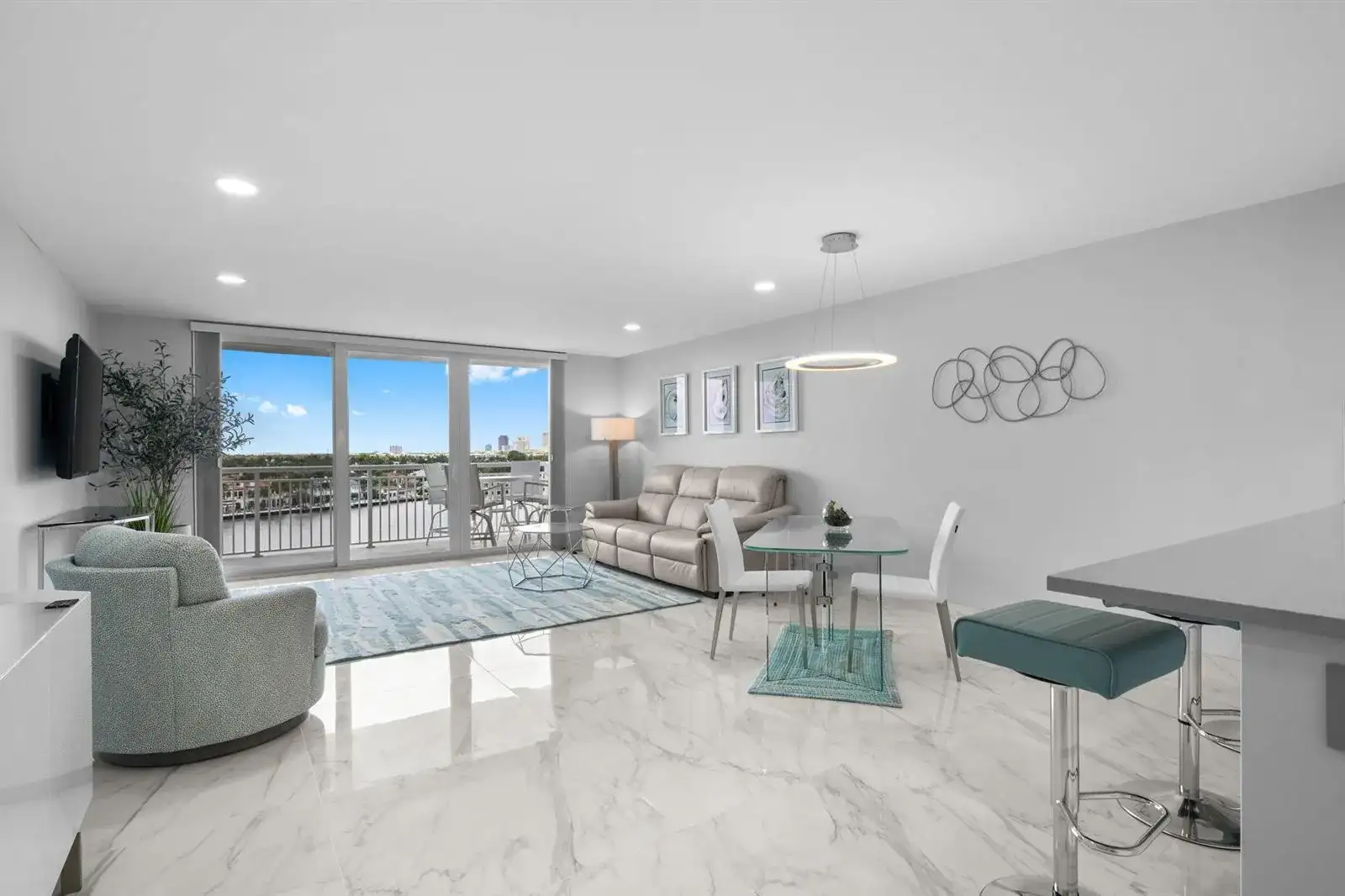 511 Bayshore Drive # 910, Fort Lauderdale FL 33304 photo 2
