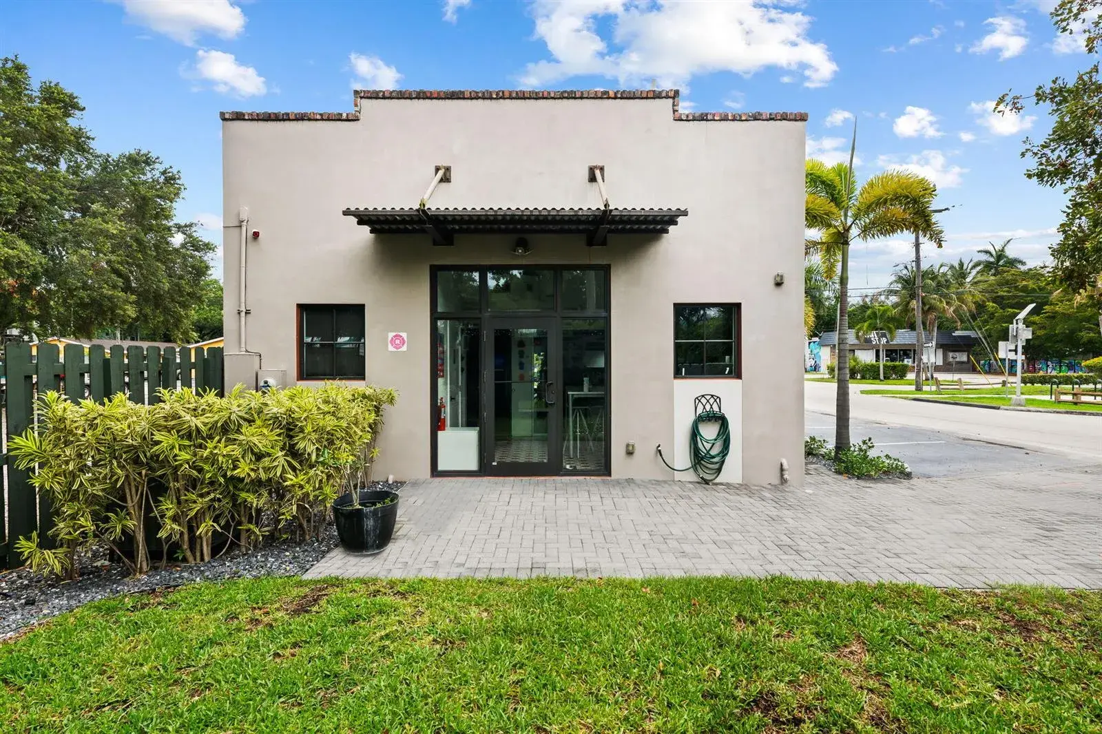 602 SW 12th Avenue, Fort Lauderdale FL 33312