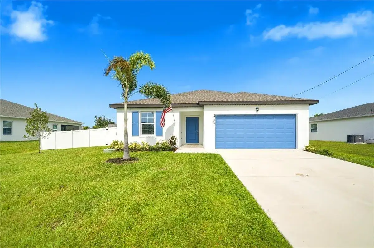 4565 SW Scope Street, Port St. Lucie FL 34953 photo 2