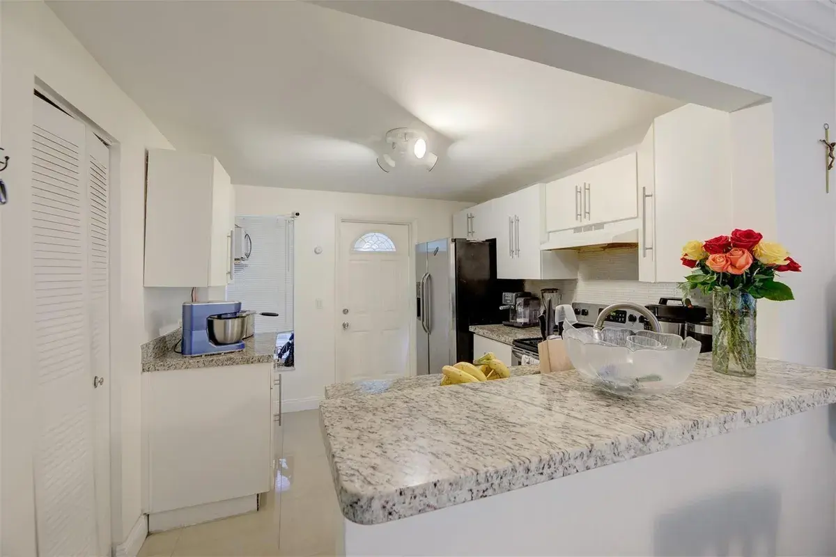 3777 NW 78th Avenue # 10d, Hollywood FL 33024