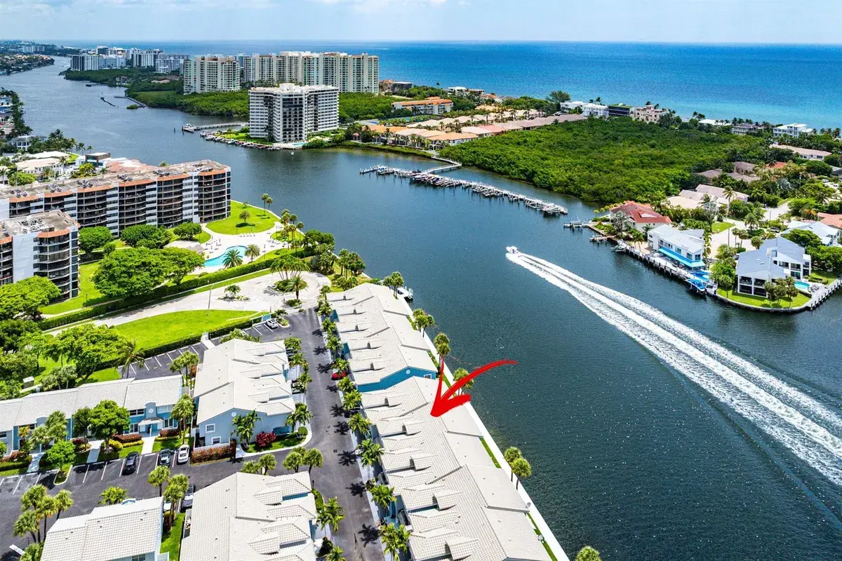 900 E Jeffery Street, Boca Raton FL 33487