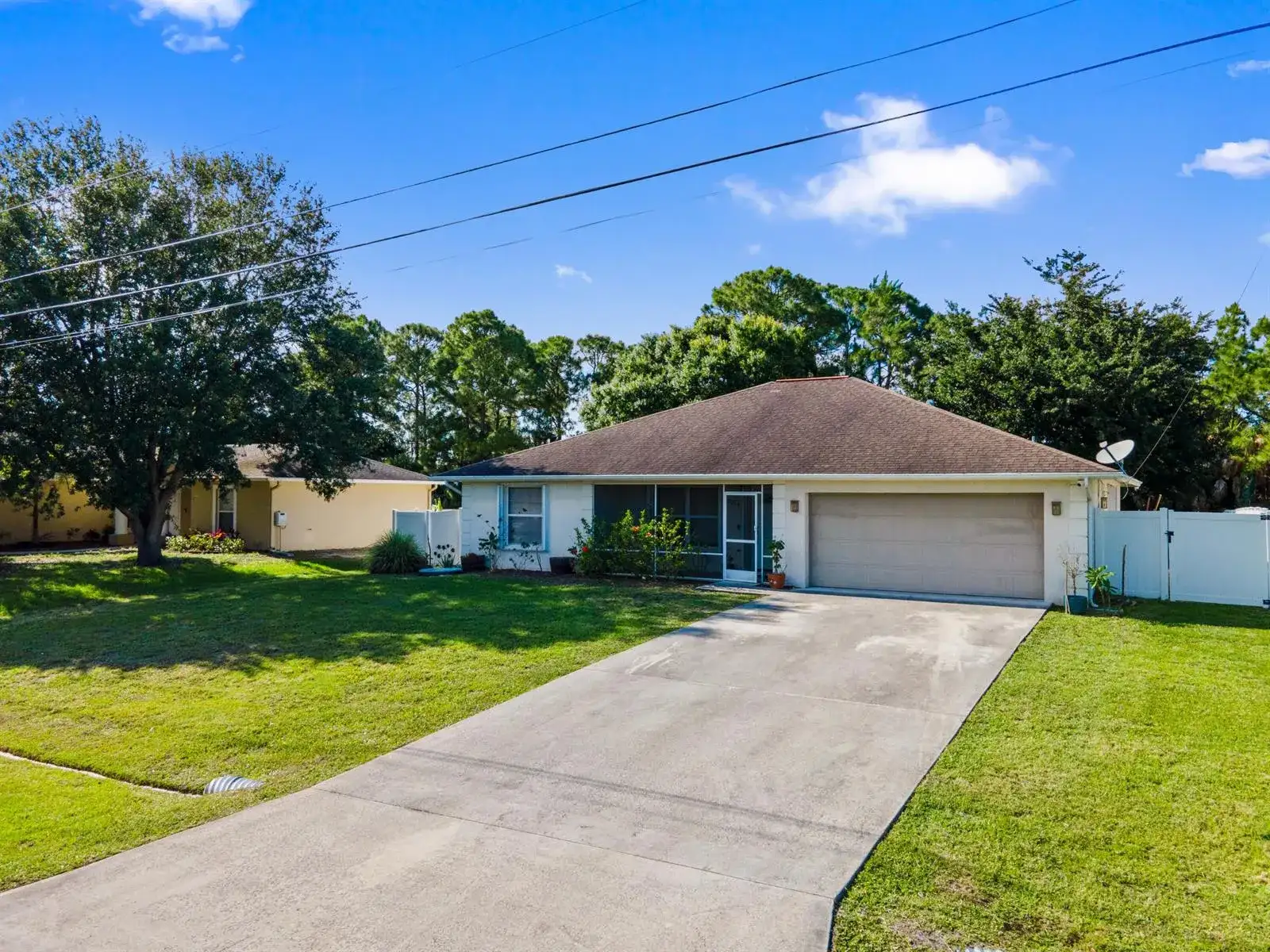 2001 SW Fears Avenue, Port St. Lucie FL 34953 photo 2