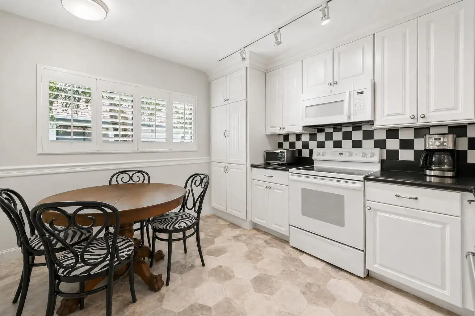 15234 Lakes Of Delray Boulevard # 276, Delray Beach FL 33484 photo 4