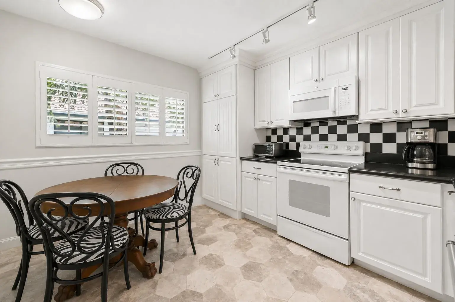 15234 Lakes Of Delray Boulevard # 276, Delray Beach FL 33484