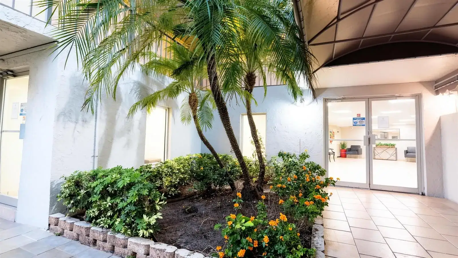 3930 Inverrary Boulevard # 303, Lauderhill FL 33319 photo 2