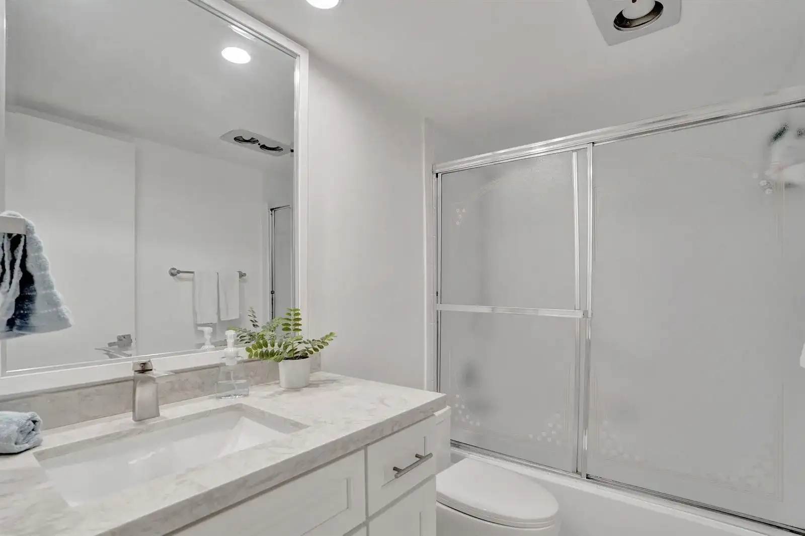 1211 Bahama Bend # E1, Coconut Creek FL 33066 photo 3